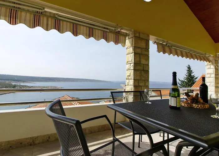 Anic-4 By Interhome *