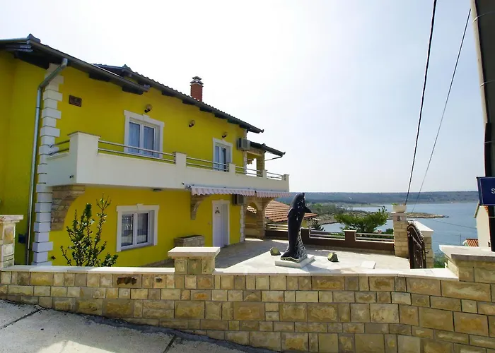 Anic-4 By Interhome Anić